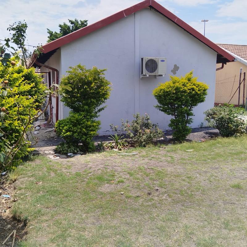 2 Bedroom Property for Sale in Meriteng North West